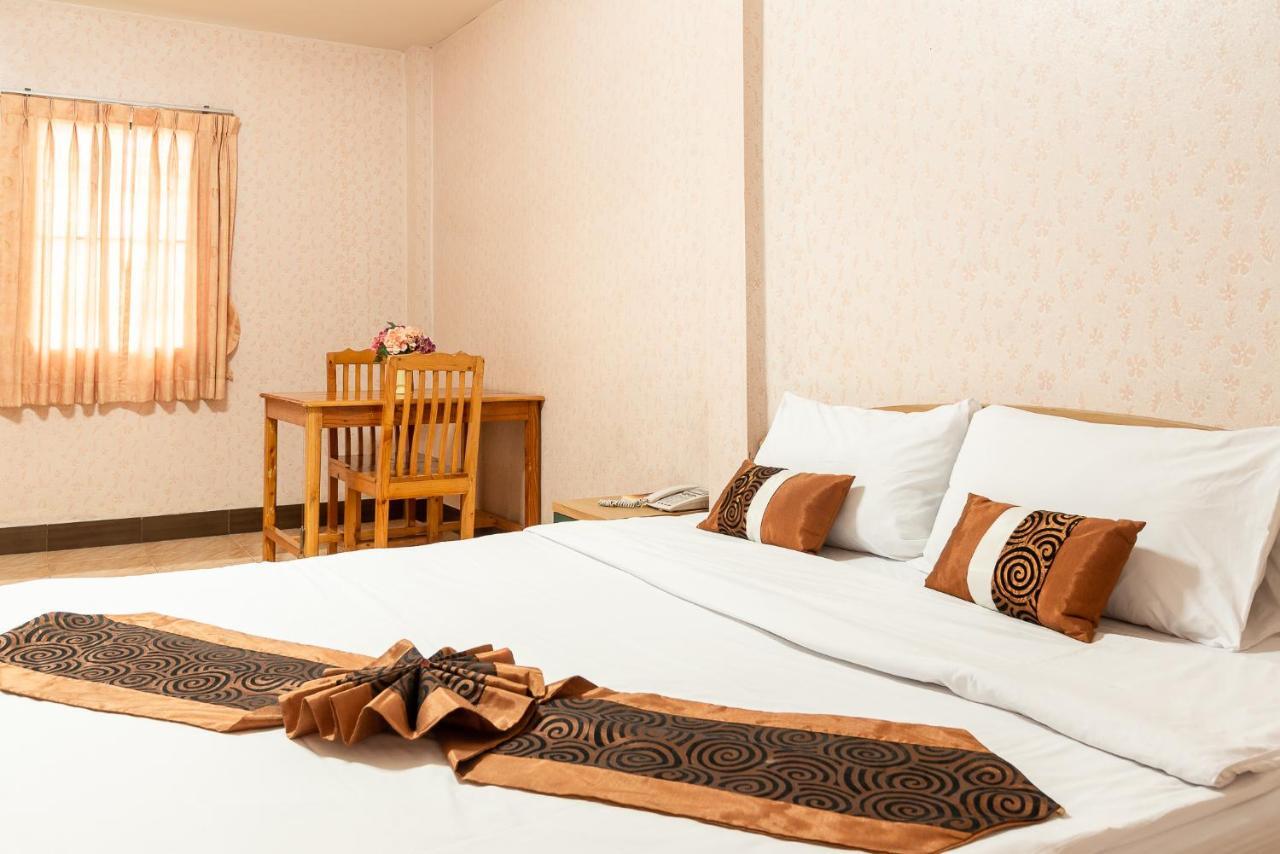 Pn Gold Resort Bangszen Kültér fotó