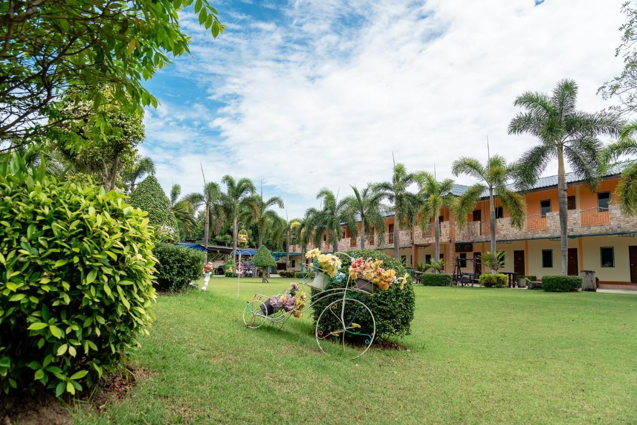 Pn Gold Resort Bangszen Kültér fotó