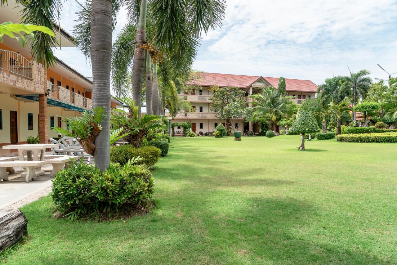 Pn Gold Resort Bangszen Kültér fotó